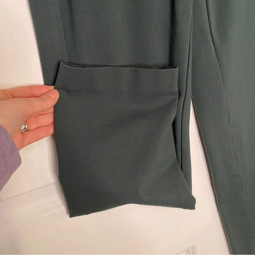 J. Jill Ponte Knit Slim Leg Pull On Pants Deep Green Color Size Petite Small